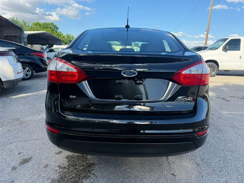 2018 Ford Fiesta - Image 3