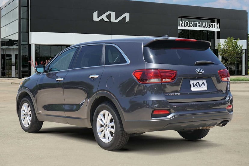 2019 Kia Sorento - Image 3