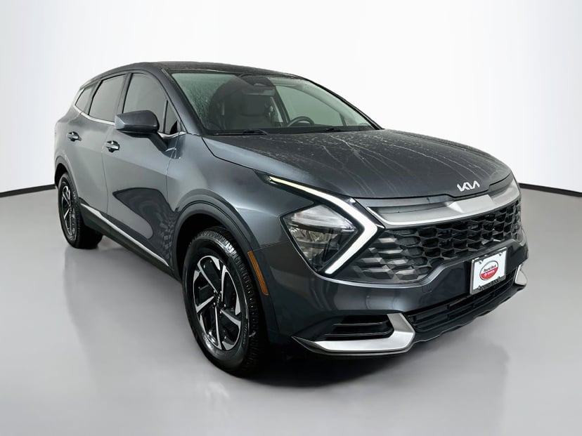 2023 Kia Sportage - Image 1