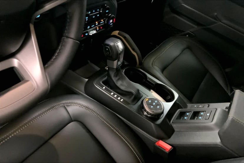 2026 Ford Bronco - Image 3