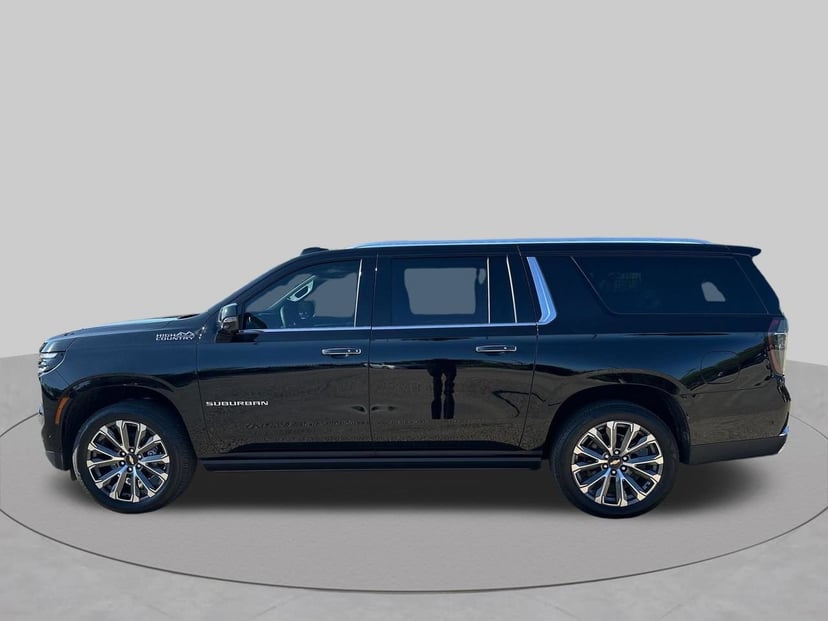 2026 Chevrolet Suburban - Image 2