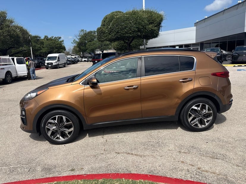 2020 Kia Sportage - Image 1