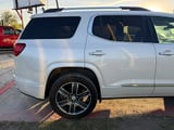 2017 GMC Acadia - Preview 9