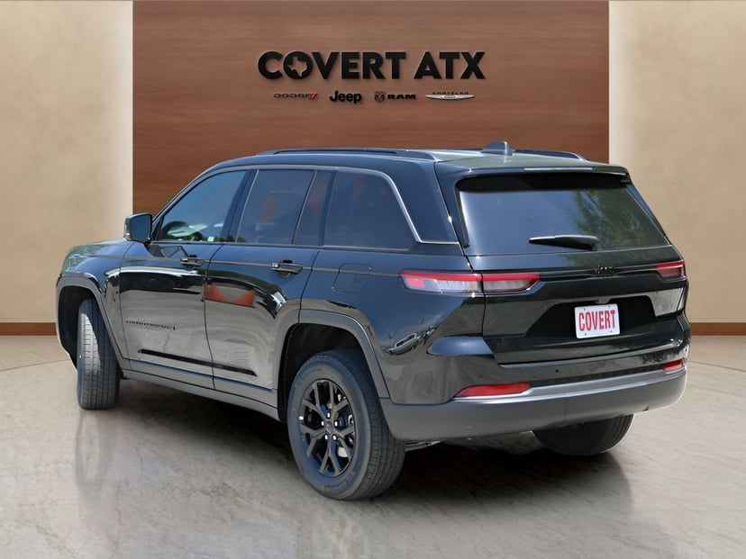 2026 Jeep Grand Cherokee - Image 2