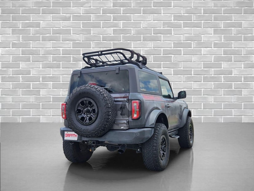 2021 Ford Bronco - Image 2