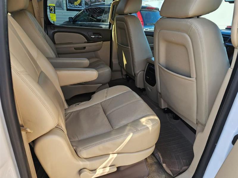 2012 Chevrolet Suburban - Image 2