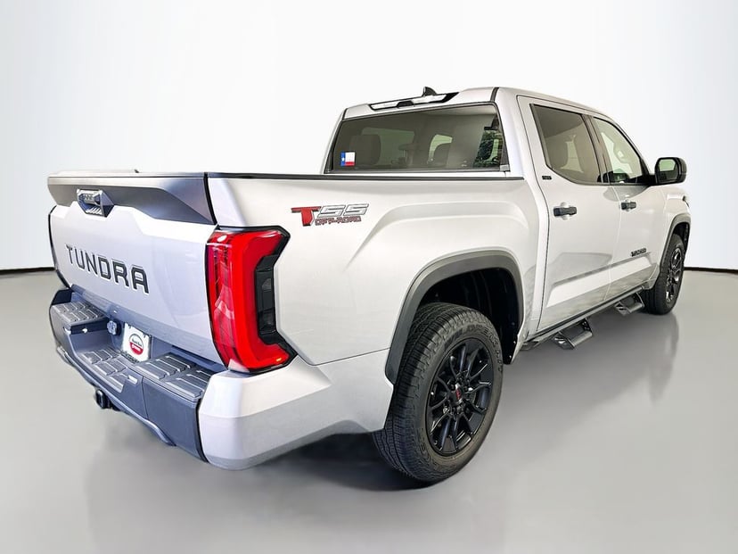 2023 Toyota Tundra - Image 3