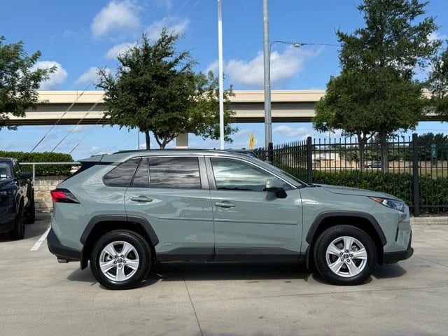 2019 Toyota RAV4 Hybrid - Image 3