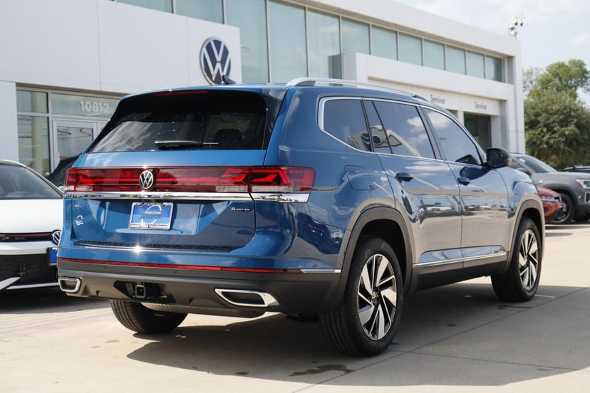 2026 Volkswagen Atlas - Image 2