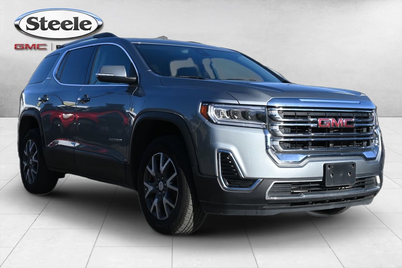 2023 GMC Acadia - Image 3