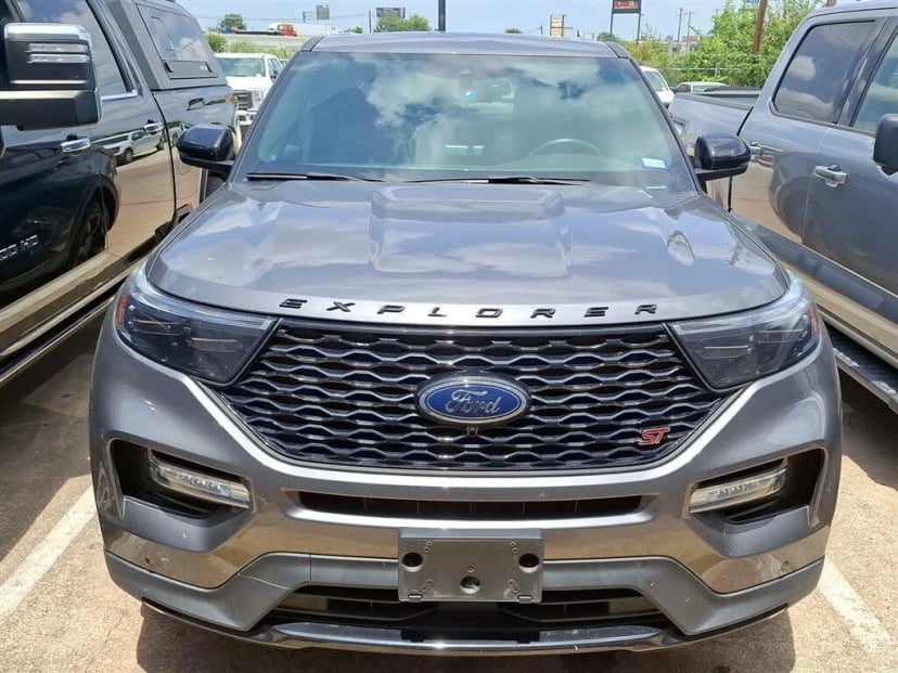 2022 Ford Explorer - Image 3