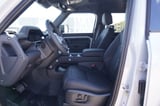2026 Land Rover Defender - Preview 9