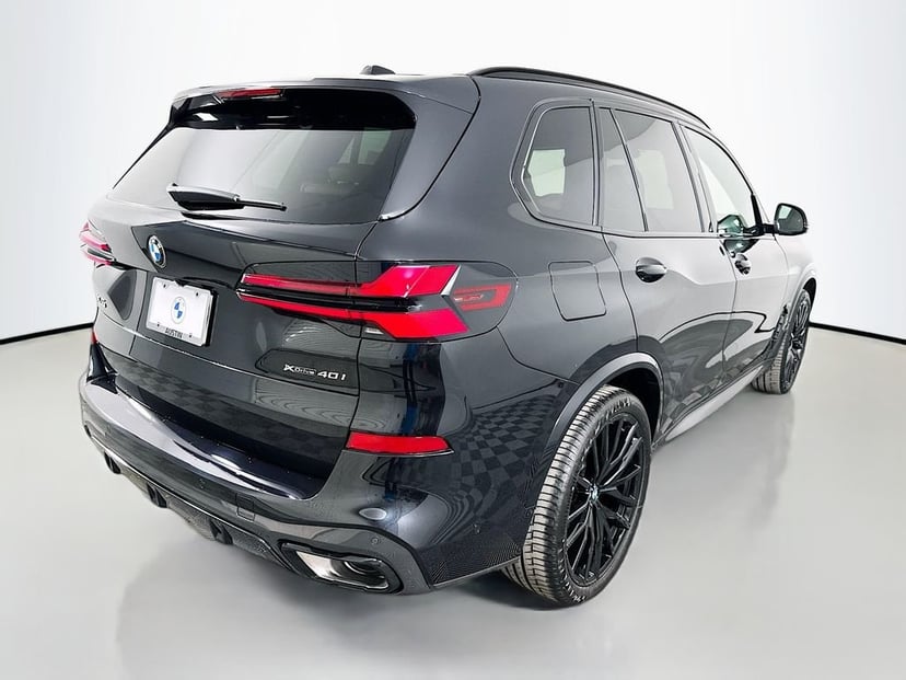 2026 BMW X5 - Image 3