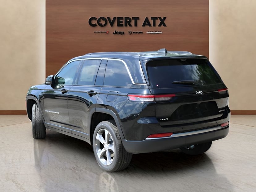 2026 Jeep Grand Cherokee - Image 2