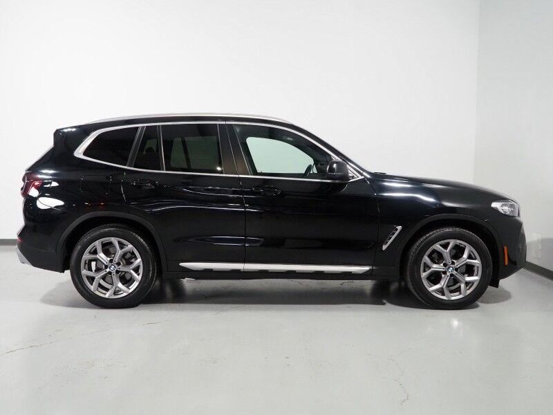 2024 BMW X3 sDrive30i - Image 3