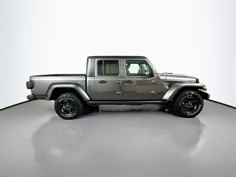 2024 Jeep Gladiator - Image 2