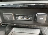 2026 Jeep Grand Wagoneer - Preview 6
