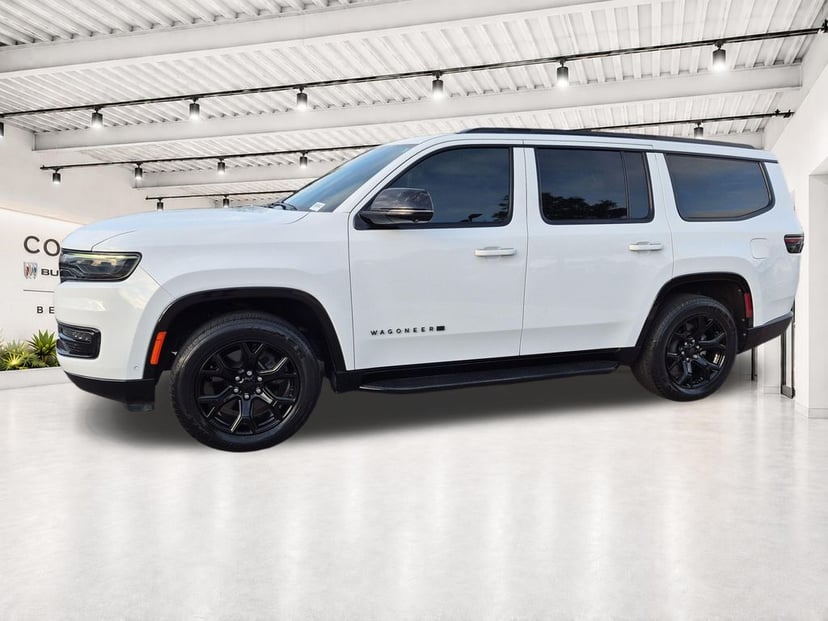 2023 Jeep Wagoneer - Image 3
