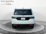 2026 Jeep Grand Wagoneer - Preview 14