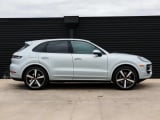 2026 Porsche Cayenne - Preview 8