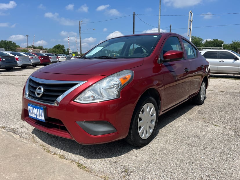 2019 Nissan Versa - Image 1