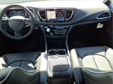 2027 Chrysler Pacifica - Preview 14
