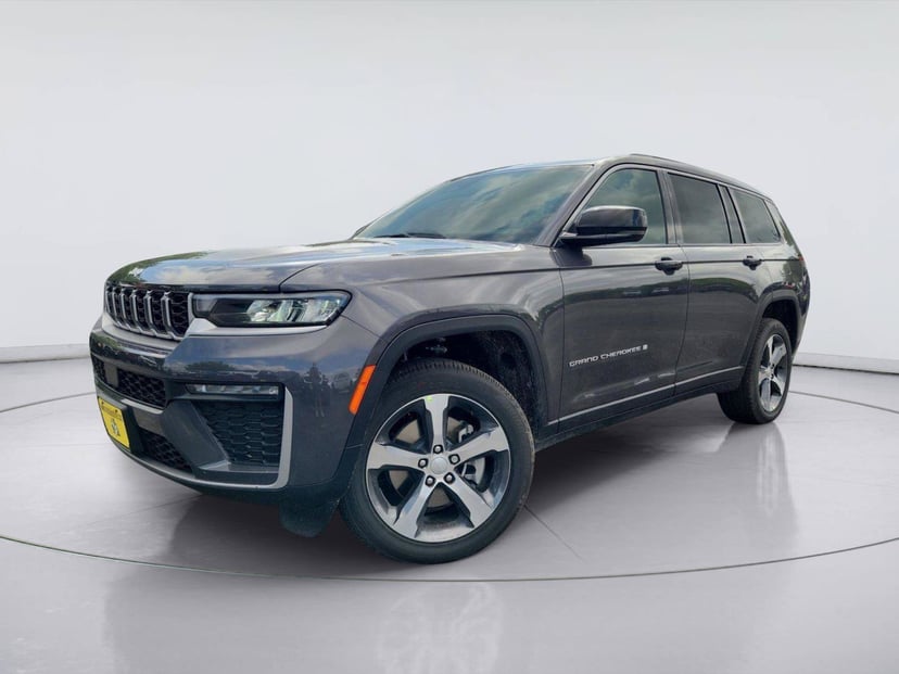 2026 Jeep Grand Cherokee L - Image 1