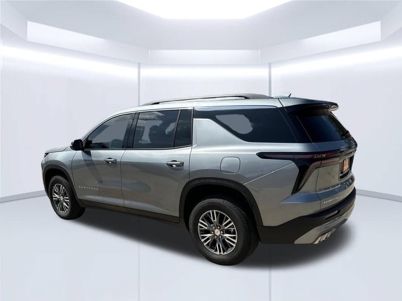 2026 Chevrolet Traverse - Image 1