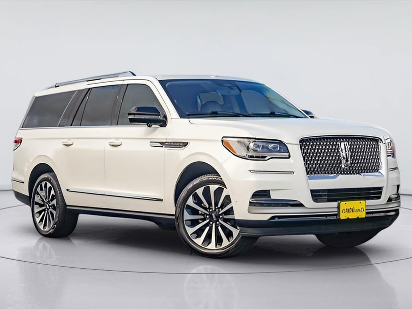 2024 Lincoln Navigator L - Image 1