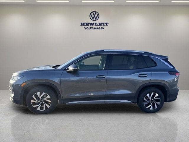 2026 Volkswagen Tiguan - Image 2