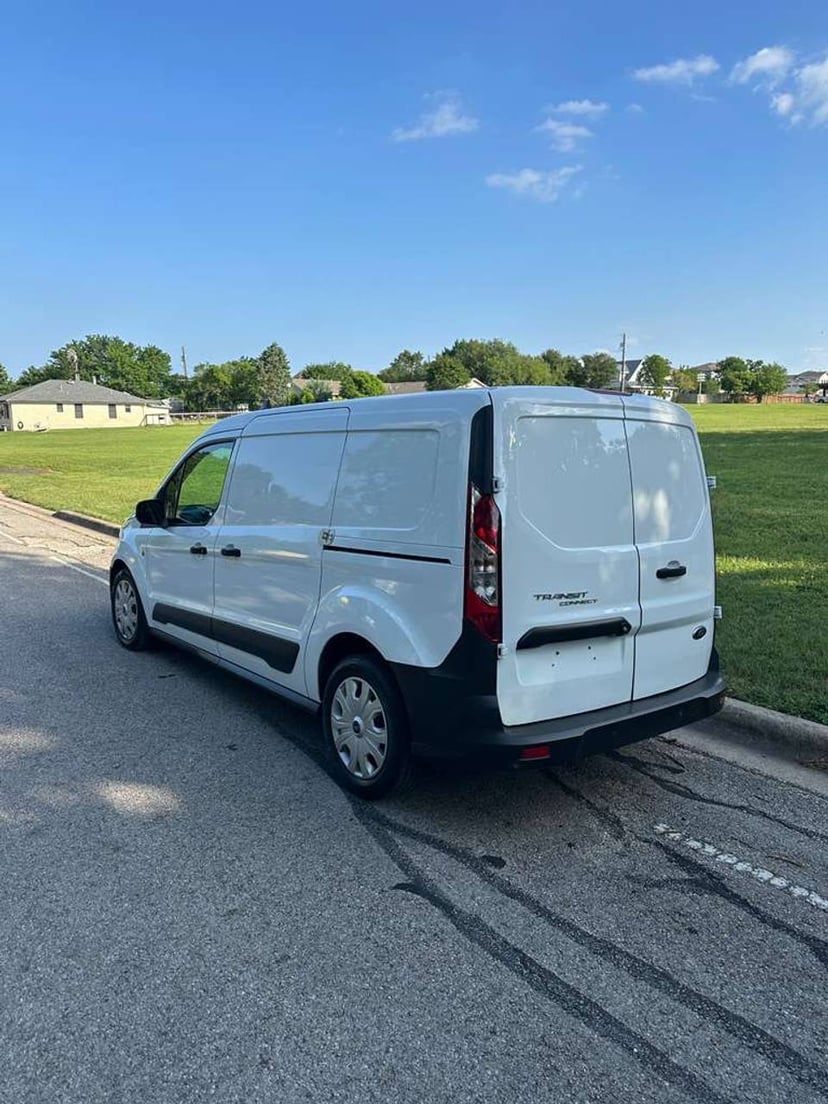 2022 Ford Transit Connect - Image 2
