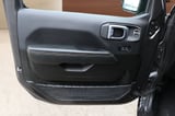 2025 Jeep Wrangler - Preview 10
