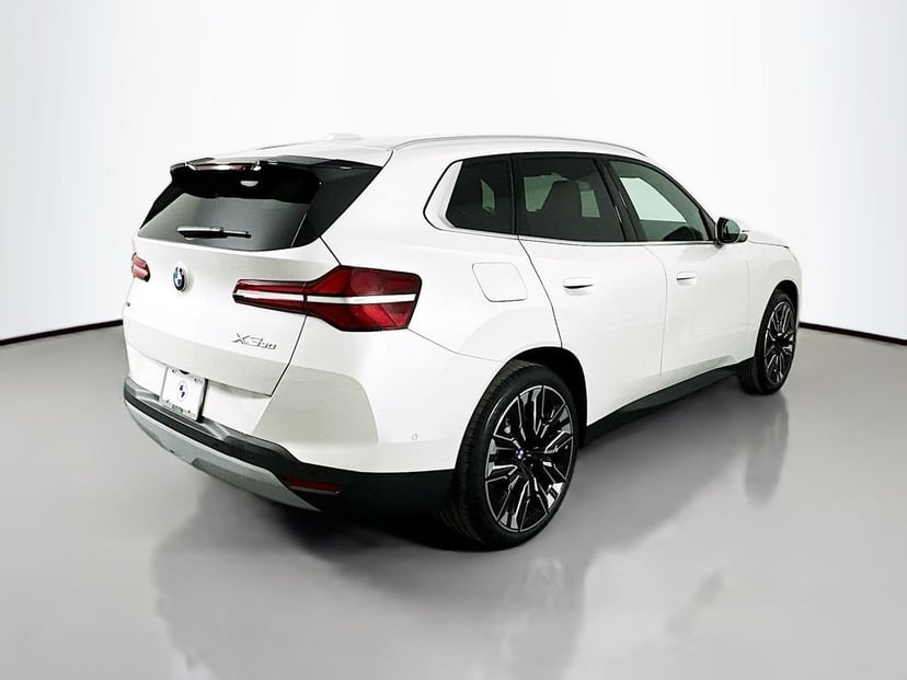 2026 BMW X3 - Image 3