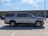 2023 Chevrolet Suburban - Preview 6