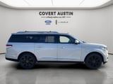 2023 Lincoln Navigator L - Preview 6