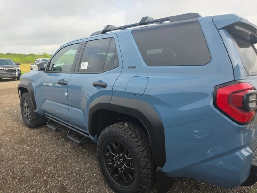 2026 Toyota 4-Runner - Image 2