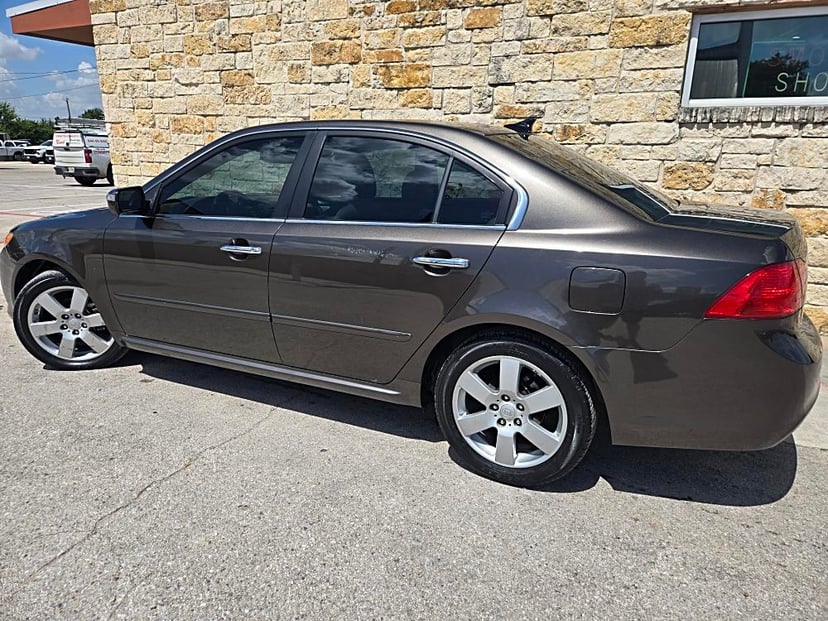 2009 Kia Optima - Image 2