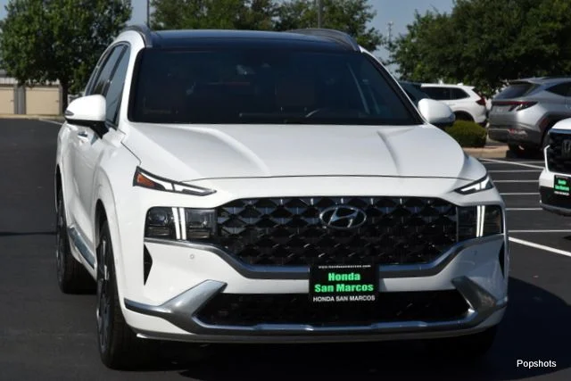 2023 Hyundai Santa Fe - Image 1