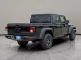 2026 Jeep Gladiator - Preview 5