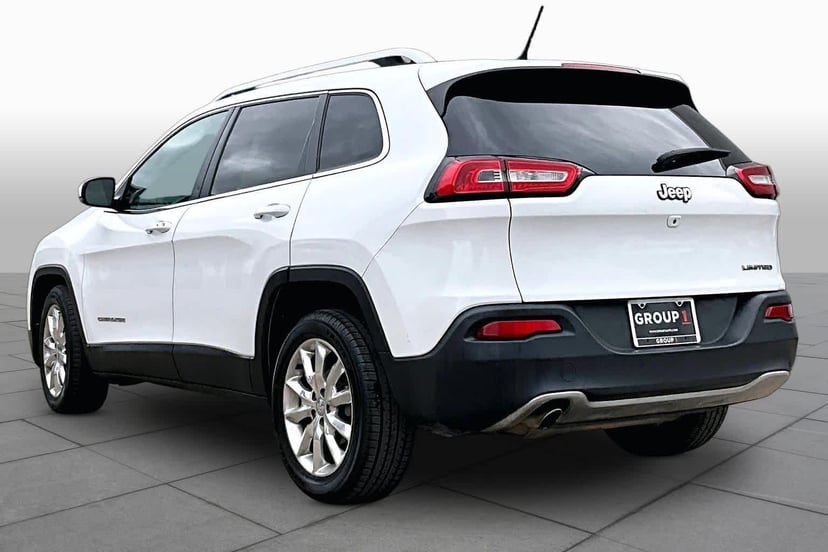 2015 Jeep Cherokee - Image 1