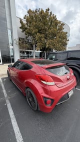 2015 Hyundai Veloster - Preview 3
