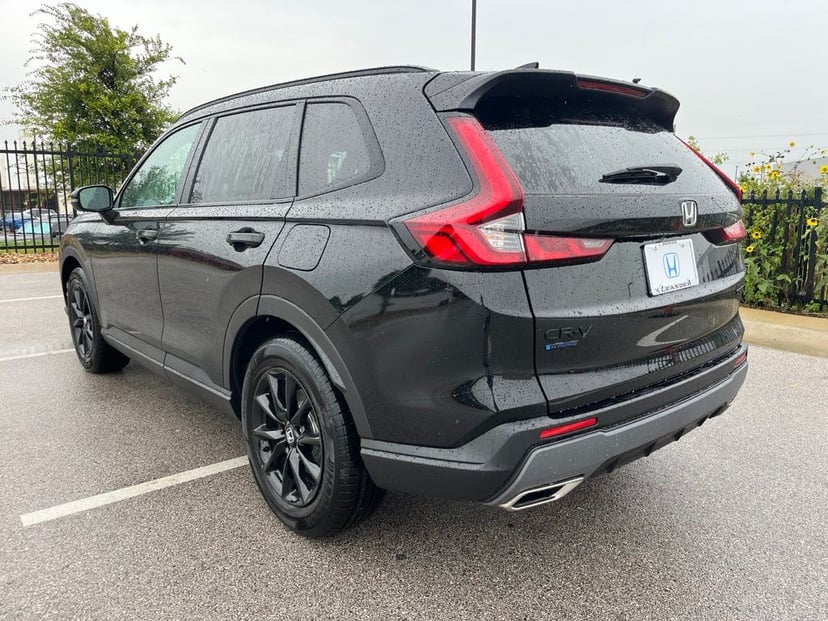 2026 Honda CR-V - Image 3