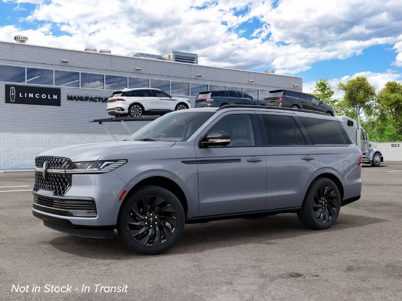 2027 Lincoln Navigator - Image 1