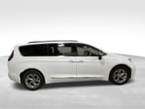 2023 Chrysler Pacifica - Preview 4