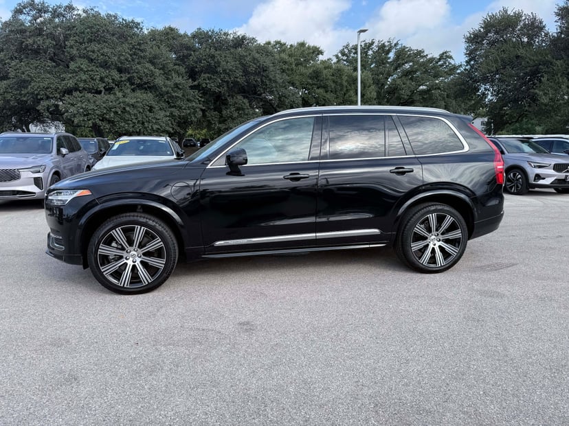 2024 Volvo XC90 - Image 2
