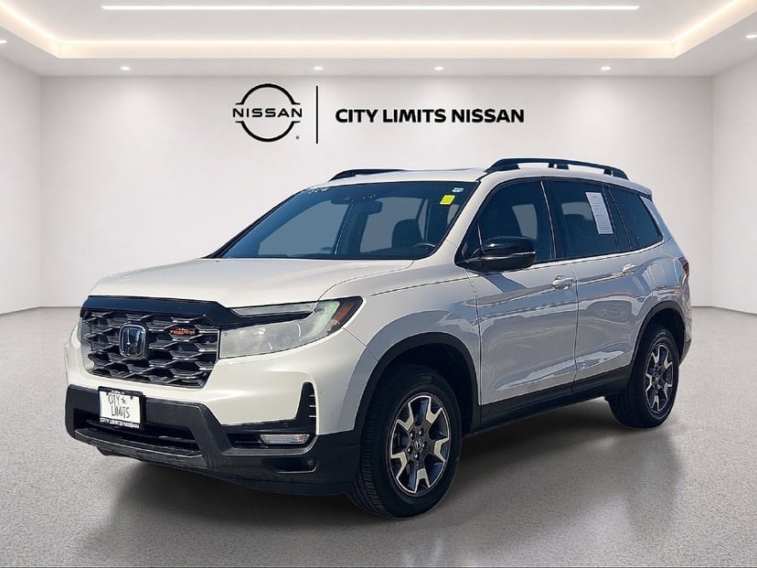 2023 Honda Passport - Image 1