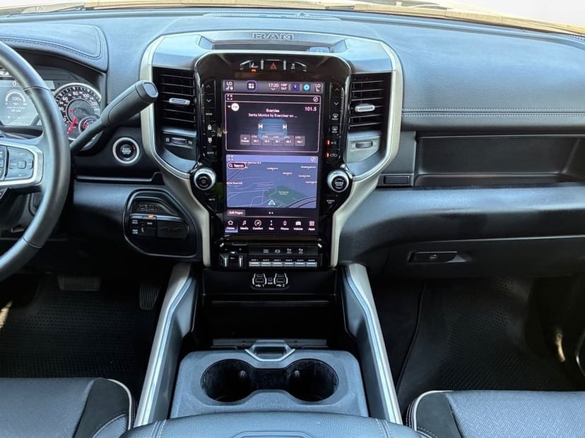 2024 Ram 2500 - Image 3