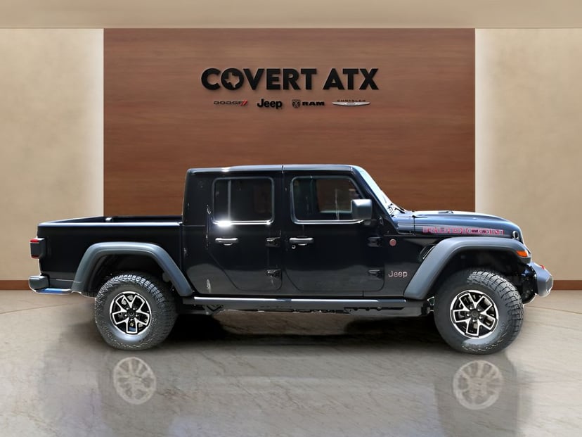 2026 Jeep Gladiator - Image 3
