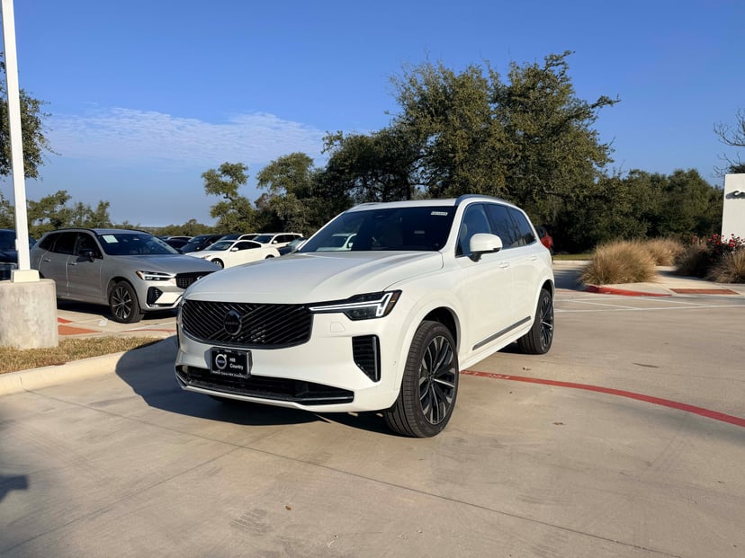 2026 Volvo XC90 - Image 1