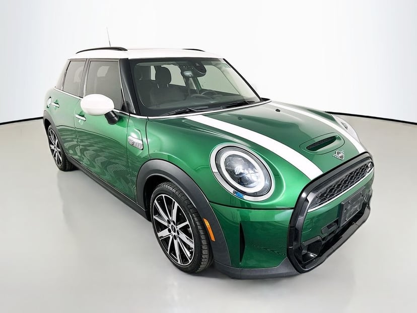 2024 MINI Cooper S 4D Hatchback Green - Image 1